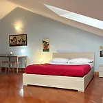 Velvet Loft - Affitti Brevi Italia Appartement Lecco